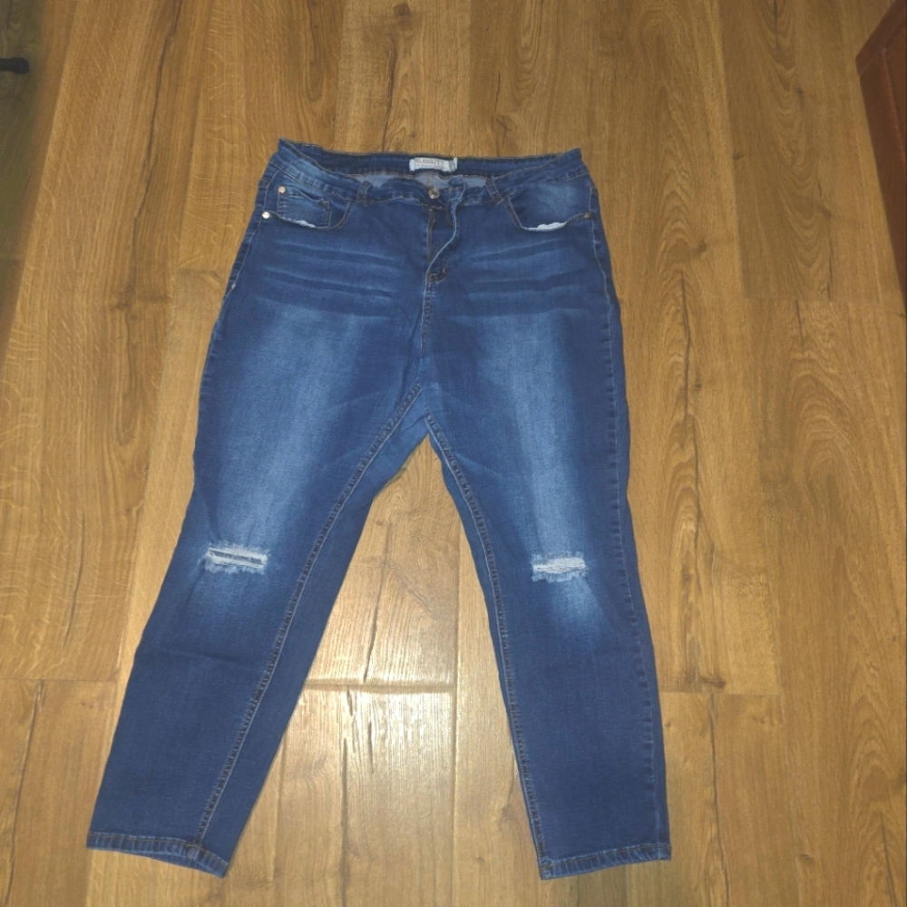 5/ $30 blue skinny jeans